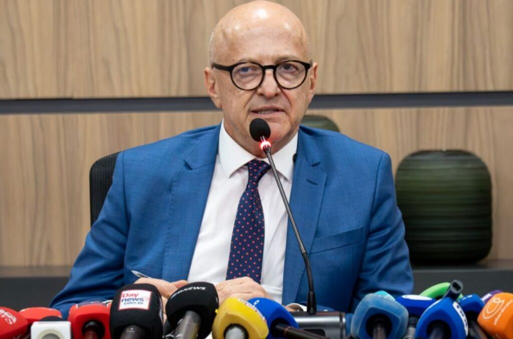 Governo de Mato Grosso Sanciona Lei que Proíbe Abordagem de Ideologia de Gênero nas Escolas Estaduais